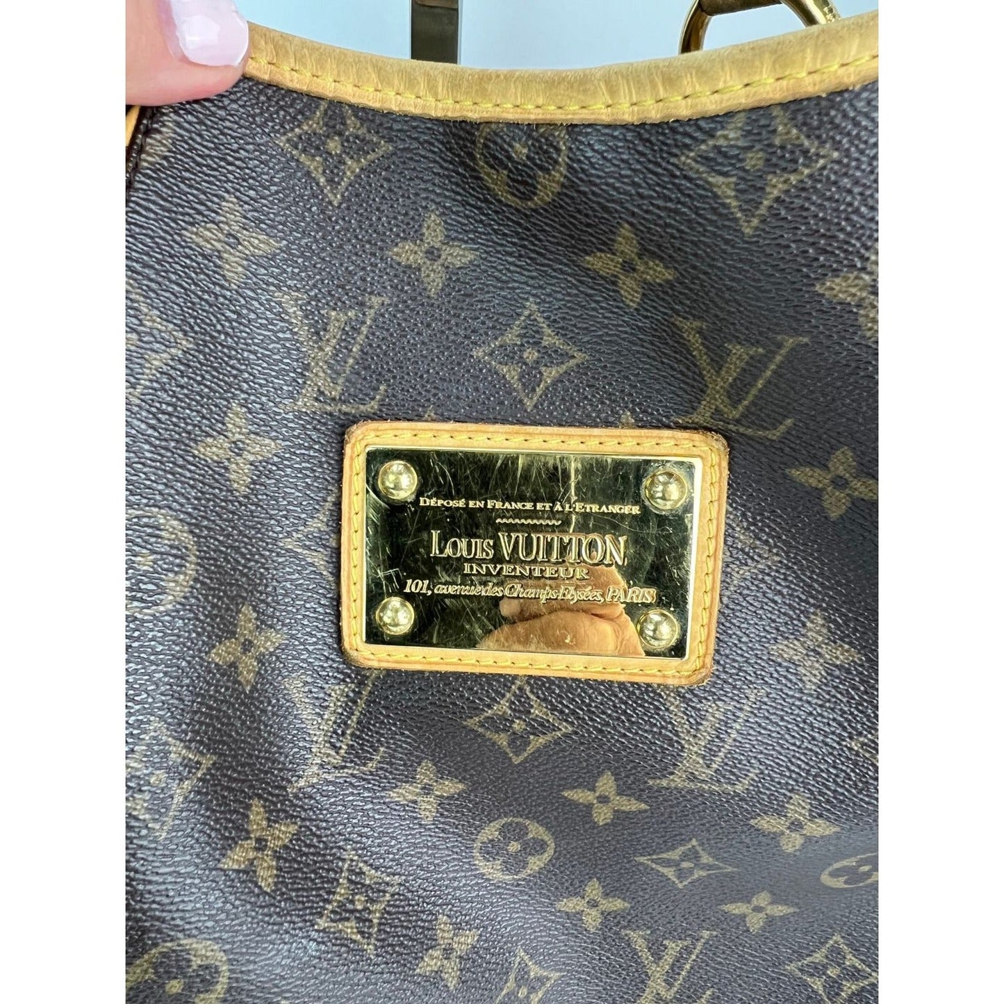 LOUIS VUITTON Galliera GM Monogram Shoulder Bag