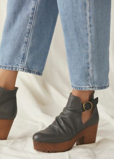 Free People Suri Clog Dark Grey Size 39 (US 8)