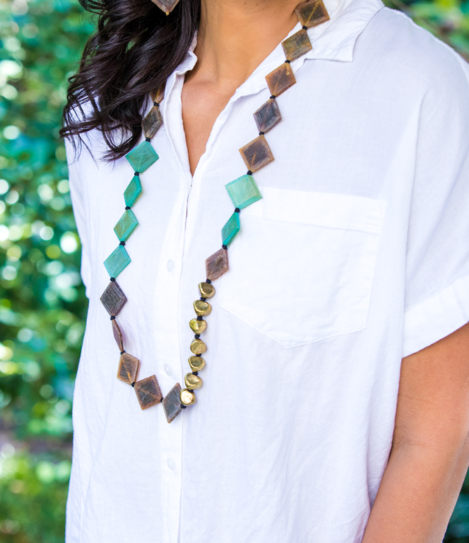 Omala Verdant Collection Necklace – Squares and Metal