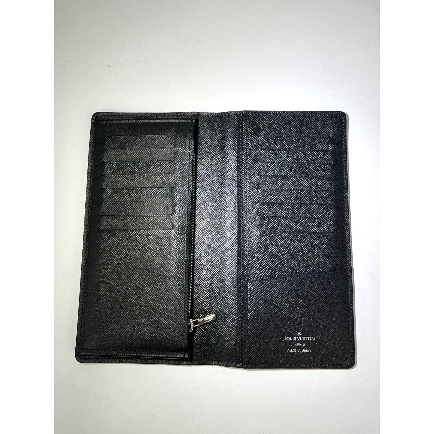 LOUIS VUITTON Epi Brazza Long Black Leather Wallet