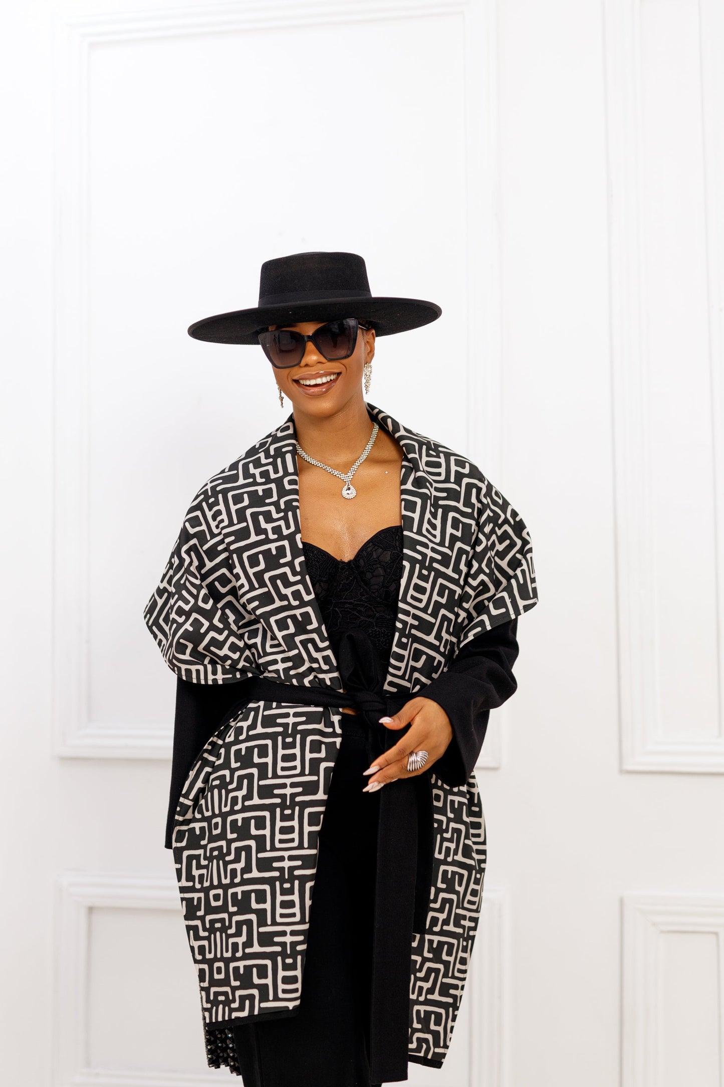 DONNA AFRICAN PRINT WOOL  PONCHO [BLACK]----FINAL SALE
