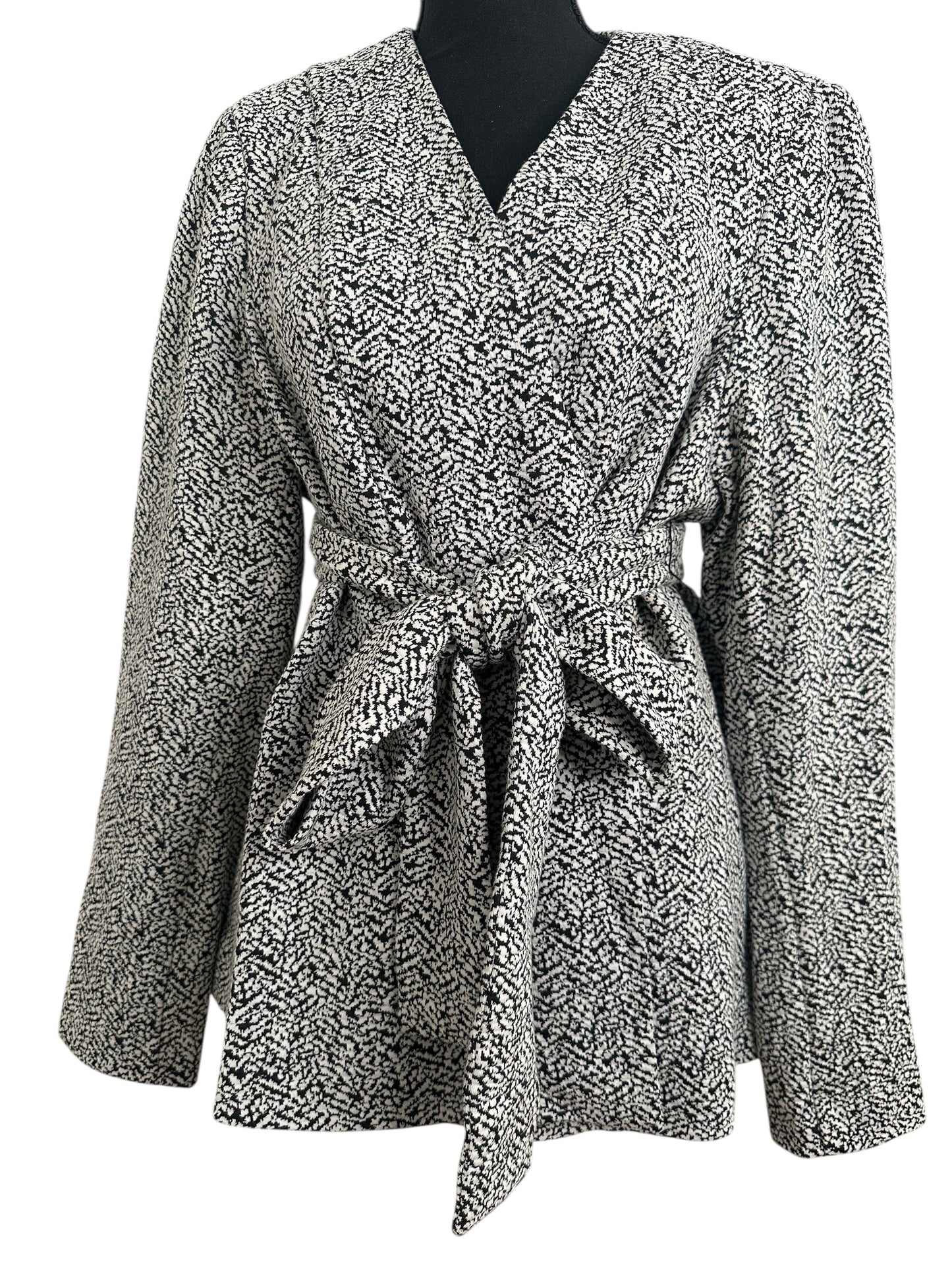 Lane Bryant Black White Sweater Blazer  Tie Waist Size 18