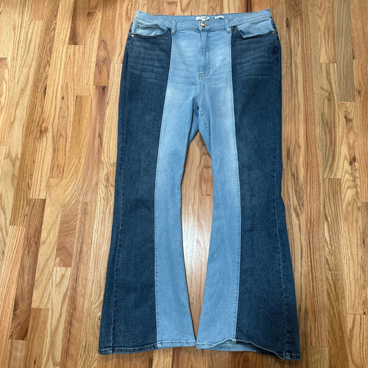 A Beautiful Soul Two Toned Denim Jeans Size 20