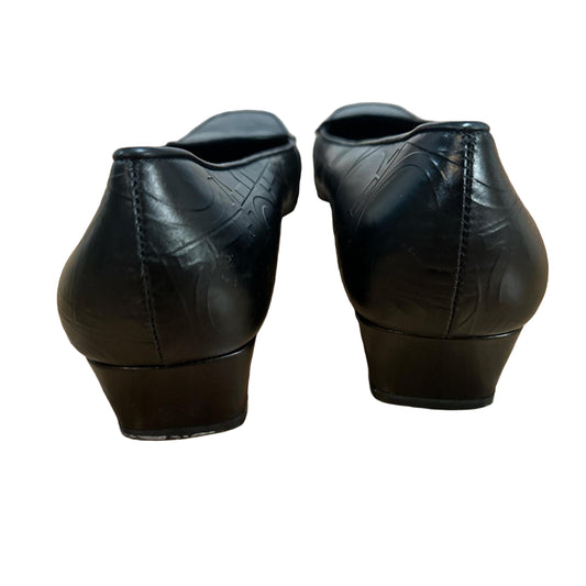 Vintage Salvatore Ferragamo Embossed Black Leather Loafers Size 10.5