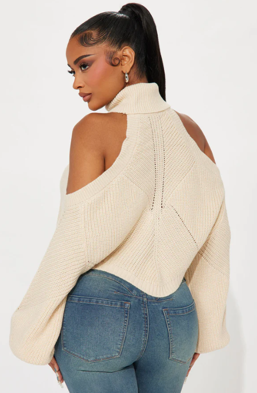 Karasi Cold Shoulder Sweater Oatmeal Size Medium