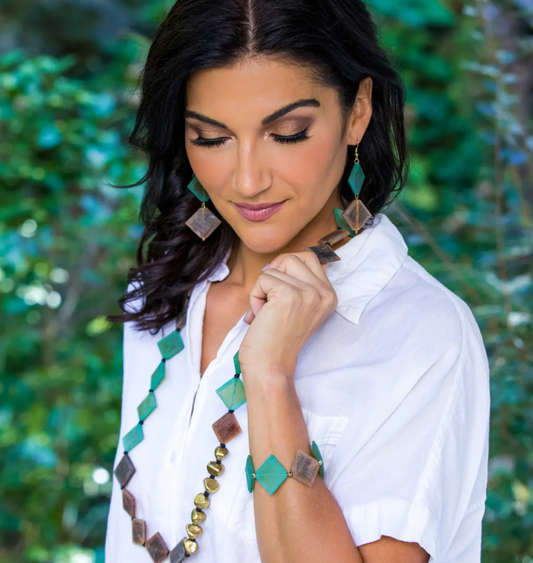 Omala Verdant Collection Necklace – Squares and Metal