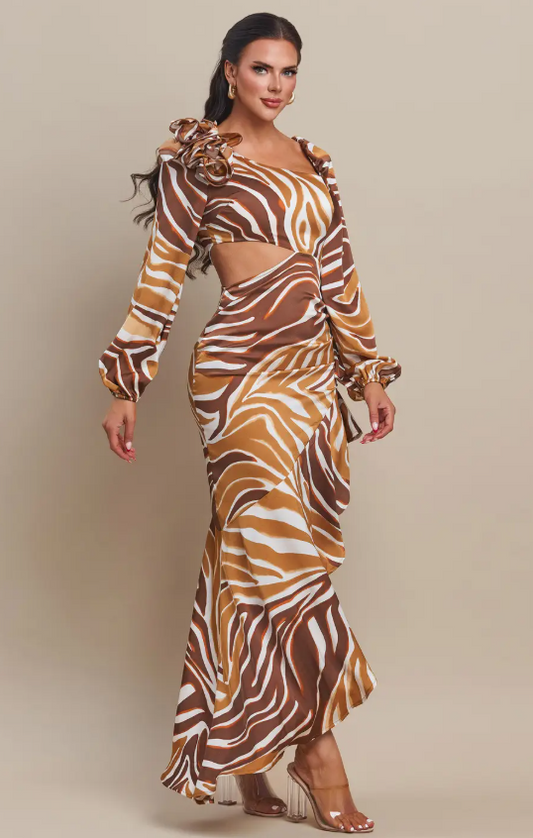 The Sang Long Sleeve Diagonal Ruffle Maxi Dress Size Medium