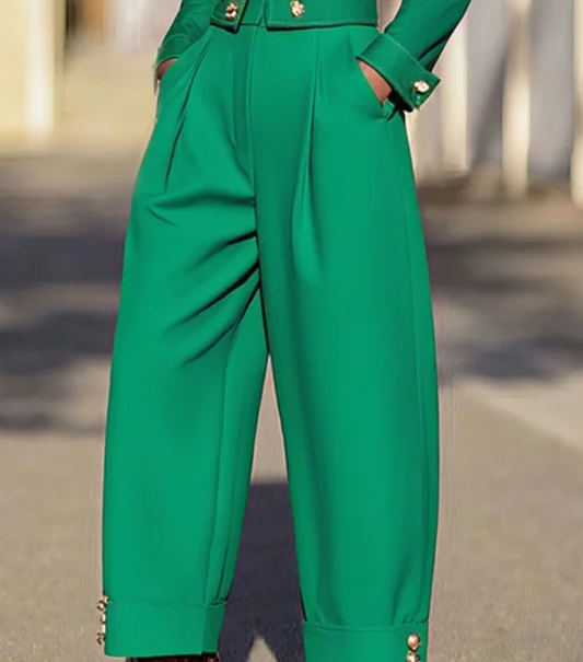 Style We Green Cropped Pants Size Medium
